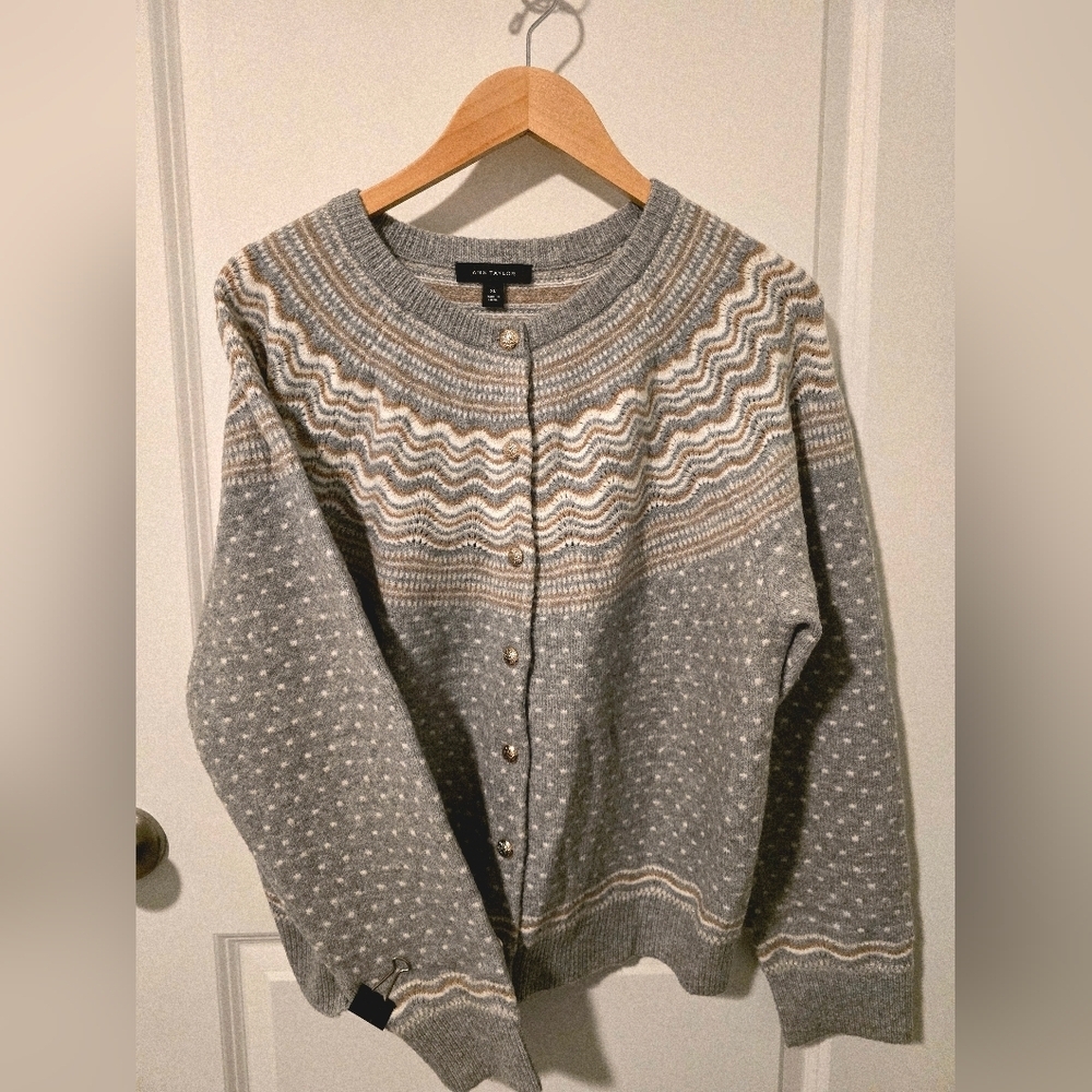 EUC Ann Taylor Fair Isle Cardigan Size XL